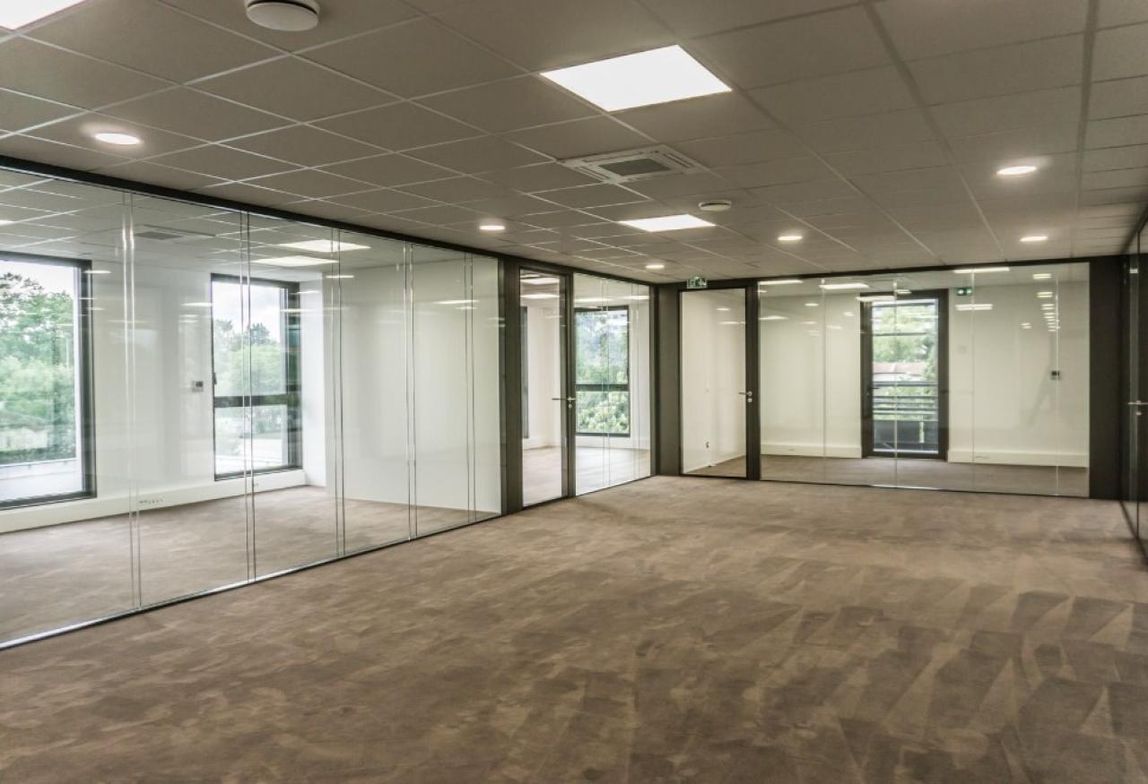 Bureau Meylan 2856m² Vente bureau Meylan Isère OVBUR2203794 0